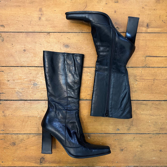 vintage 00s black square toe boots