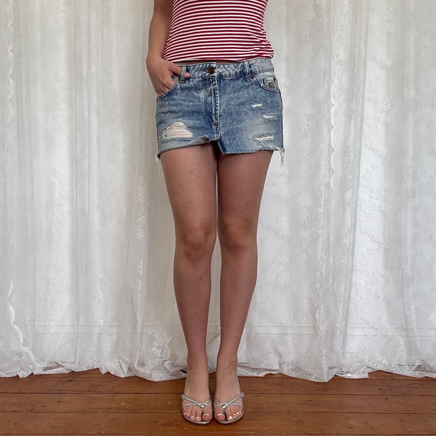 vintage 00s distressed denim mini skirt