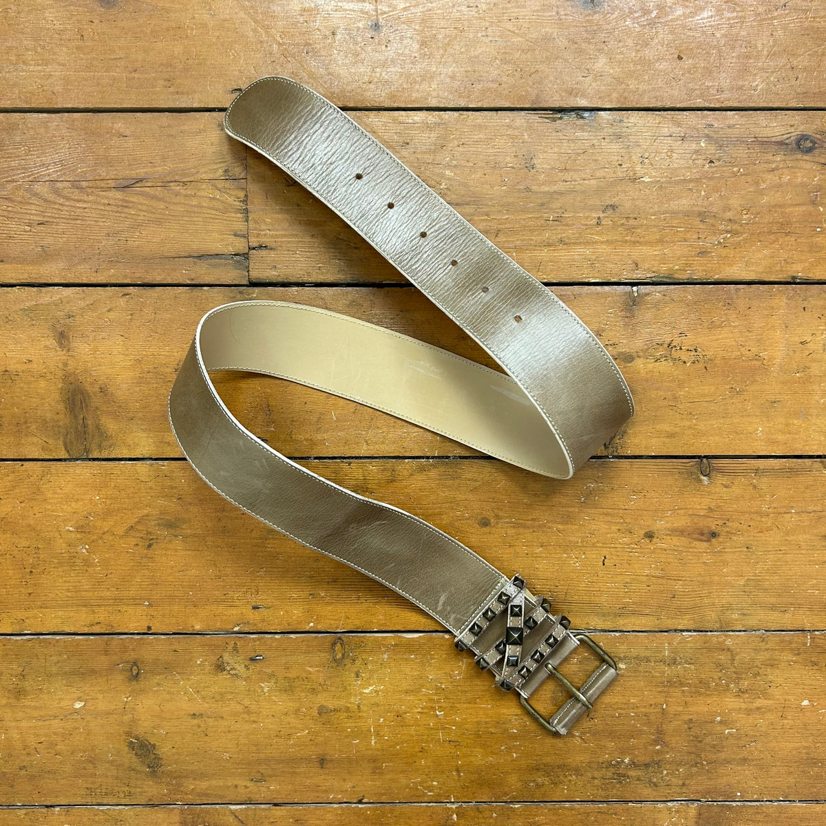 vintage 00s brown chunky belt with gold studs