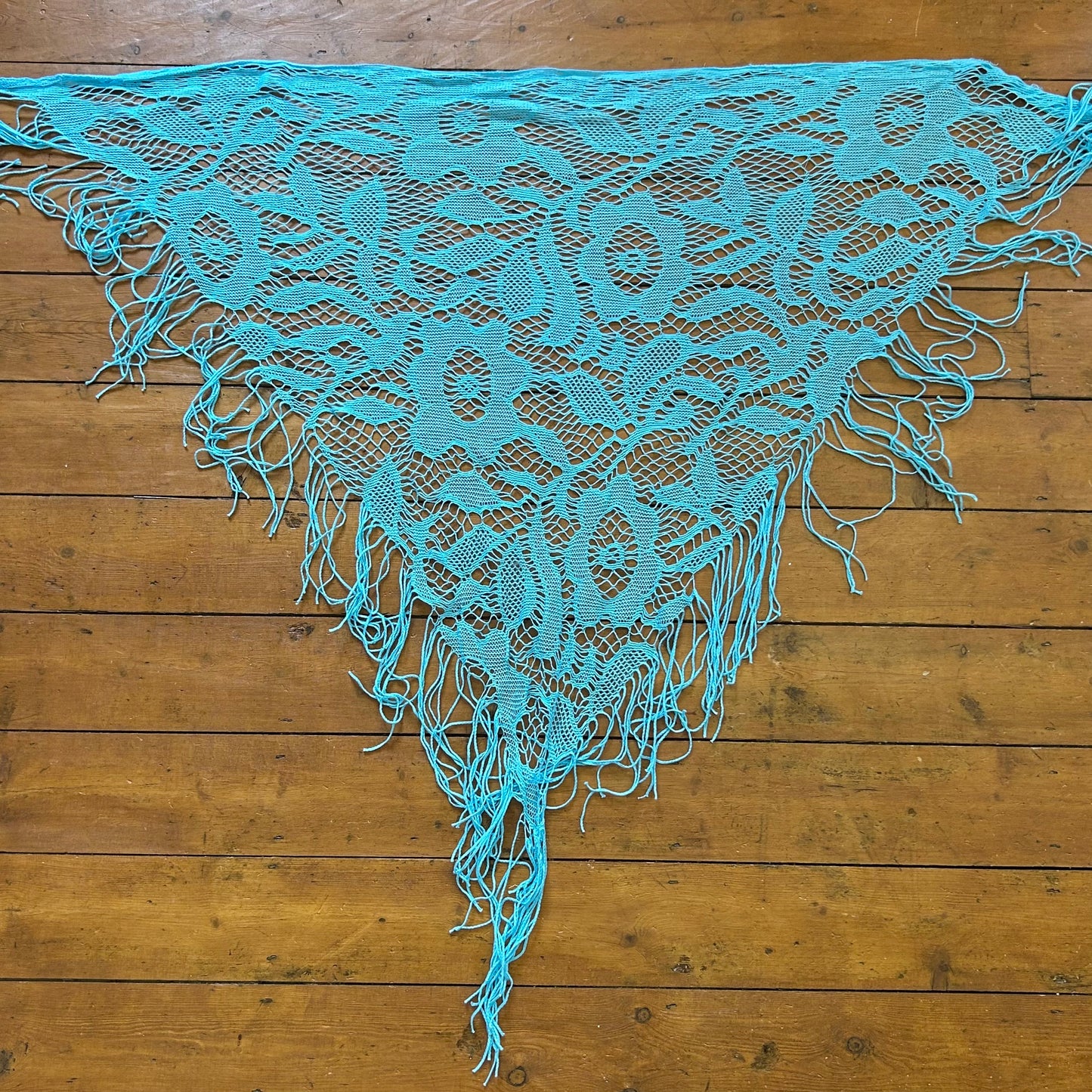 vintage 00s aqua blue crochet scarf wrap
