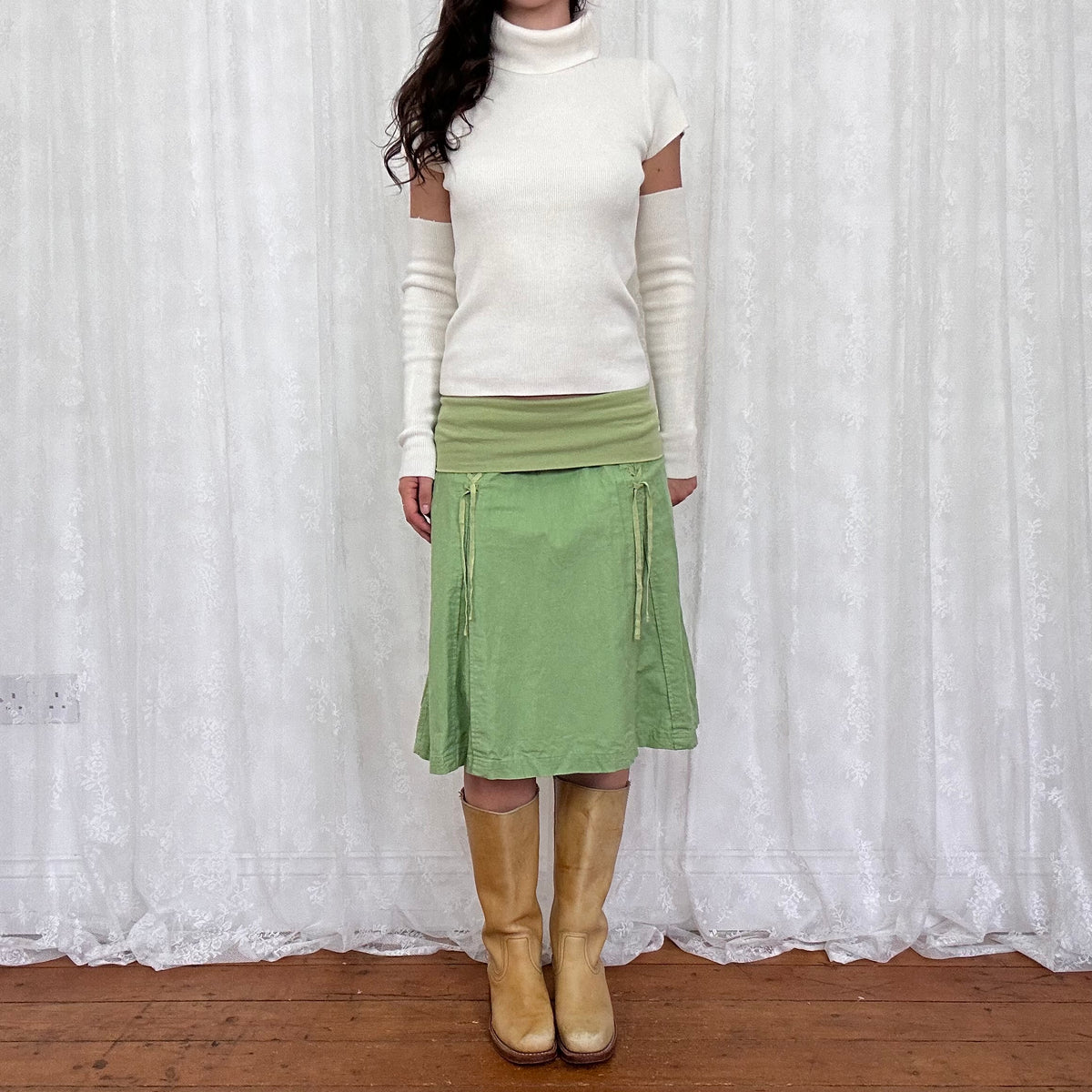 vintage 00s cream rollneck top with sleeves