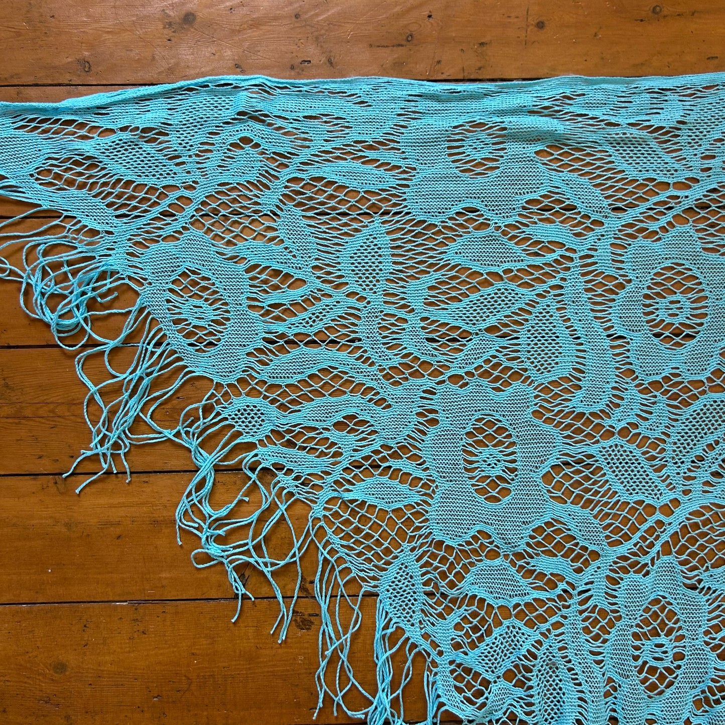 vintage 00s aqua blue crochet scarf wrap