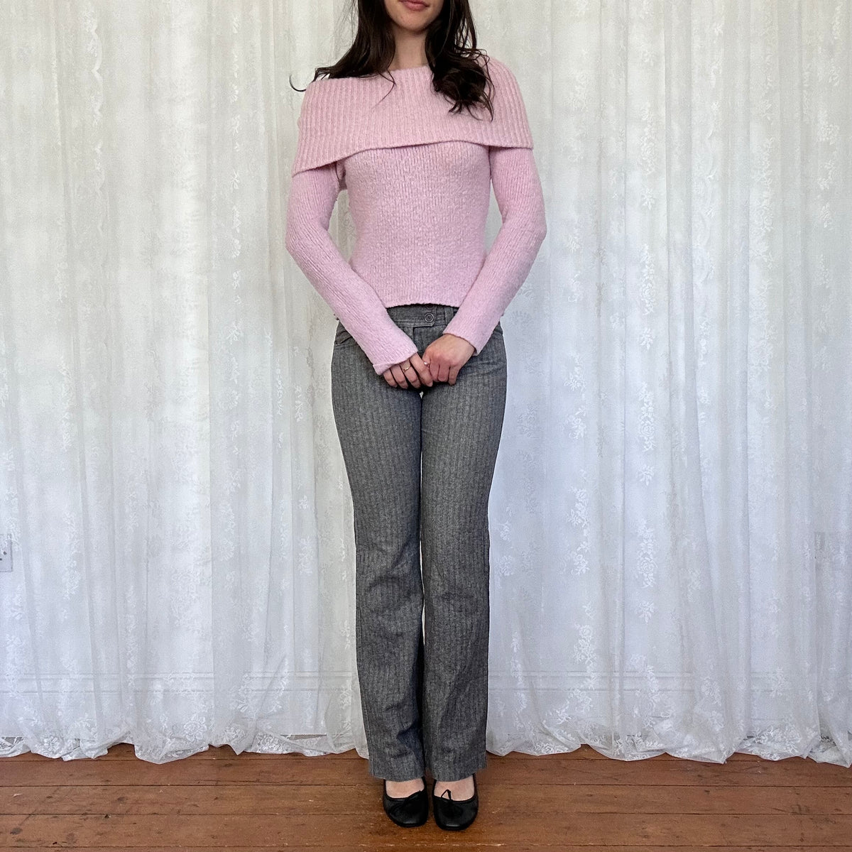 vintage 00s baby pink off shoulder jumper