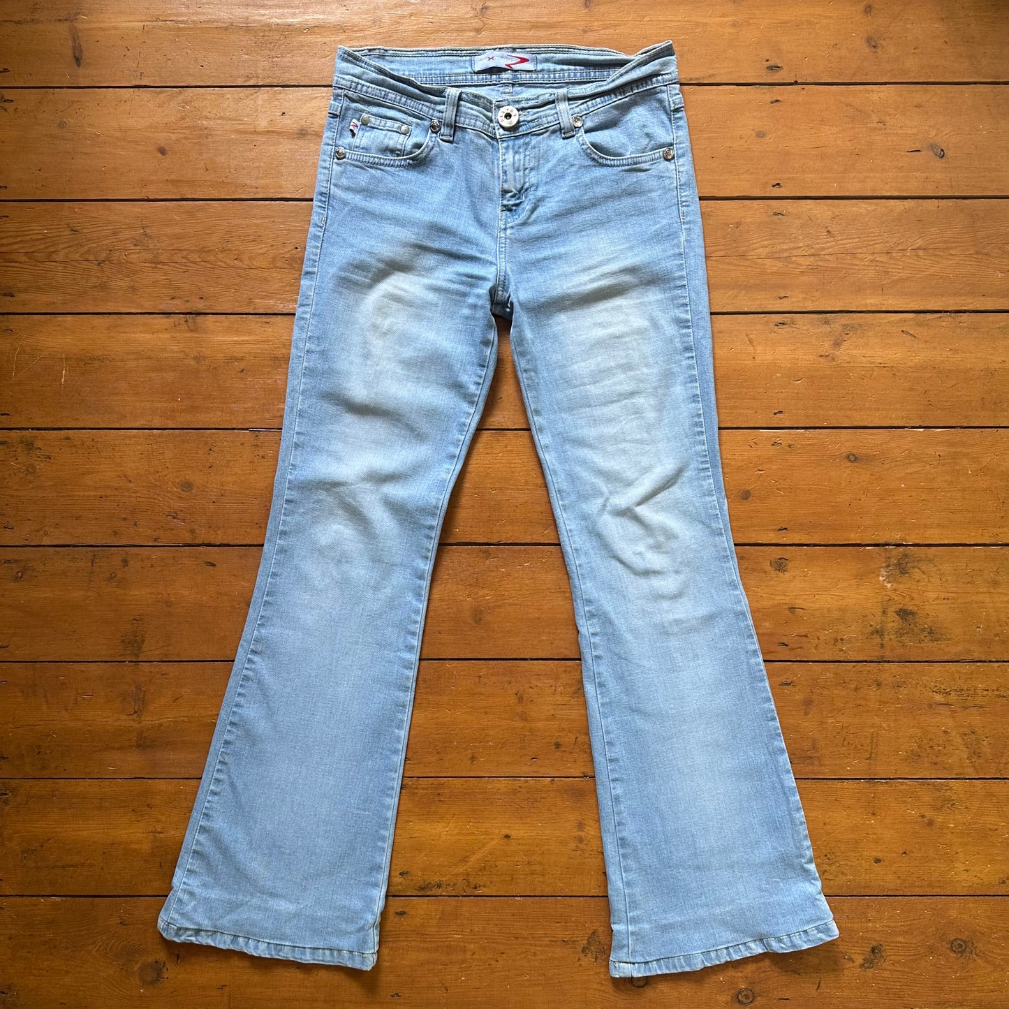vintage 00s light wash denim flared jeans