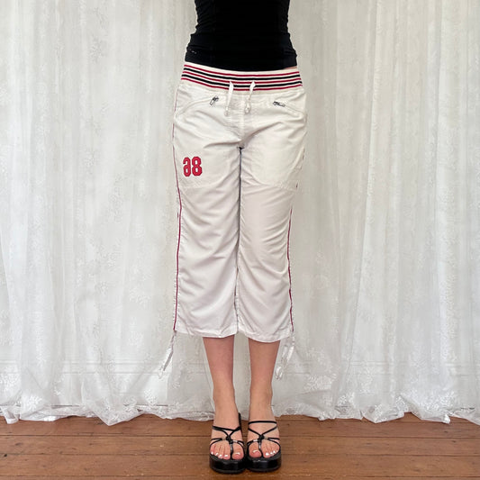 vintage 00s white sporty carpi pants