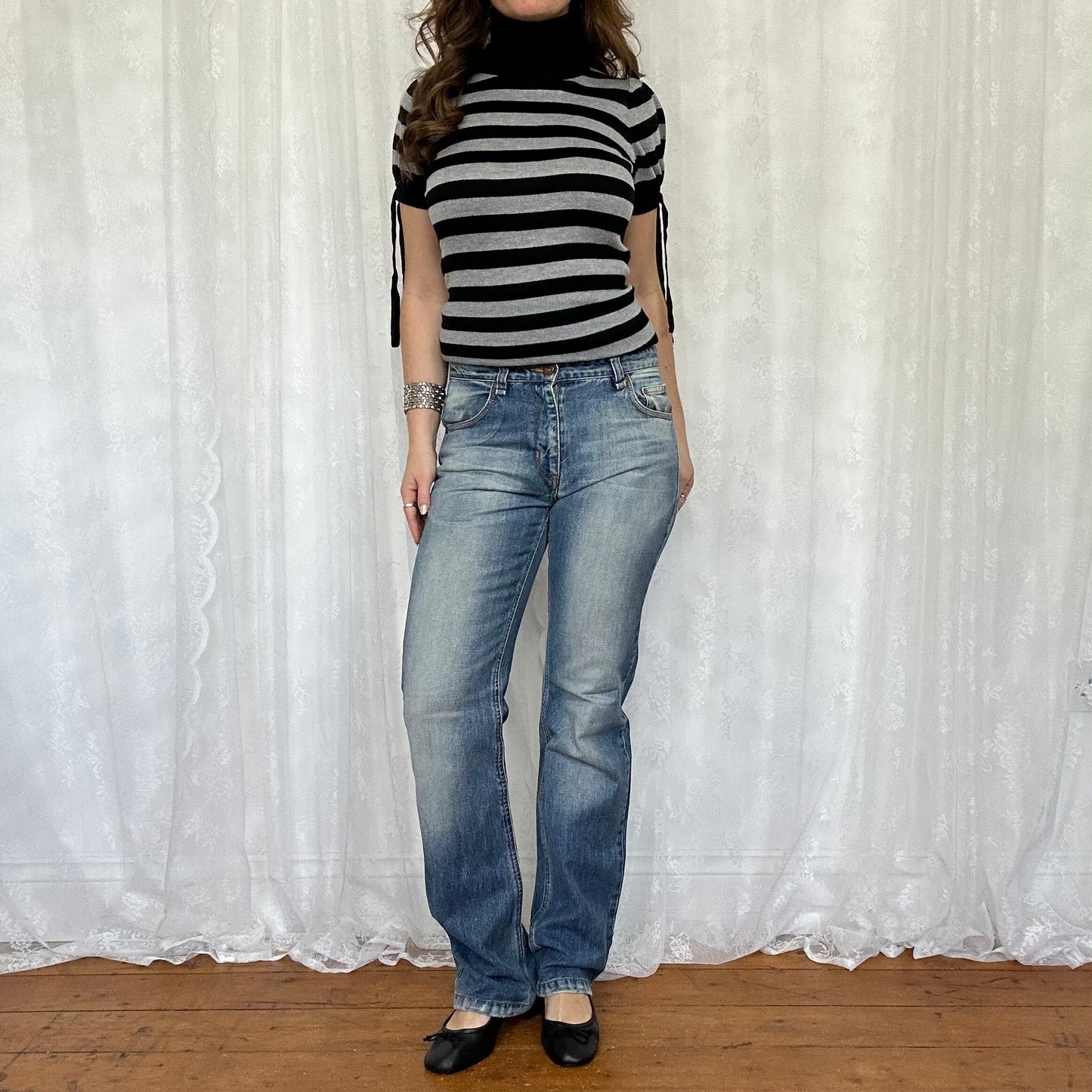 vintage 00s light wash straight leg jeans