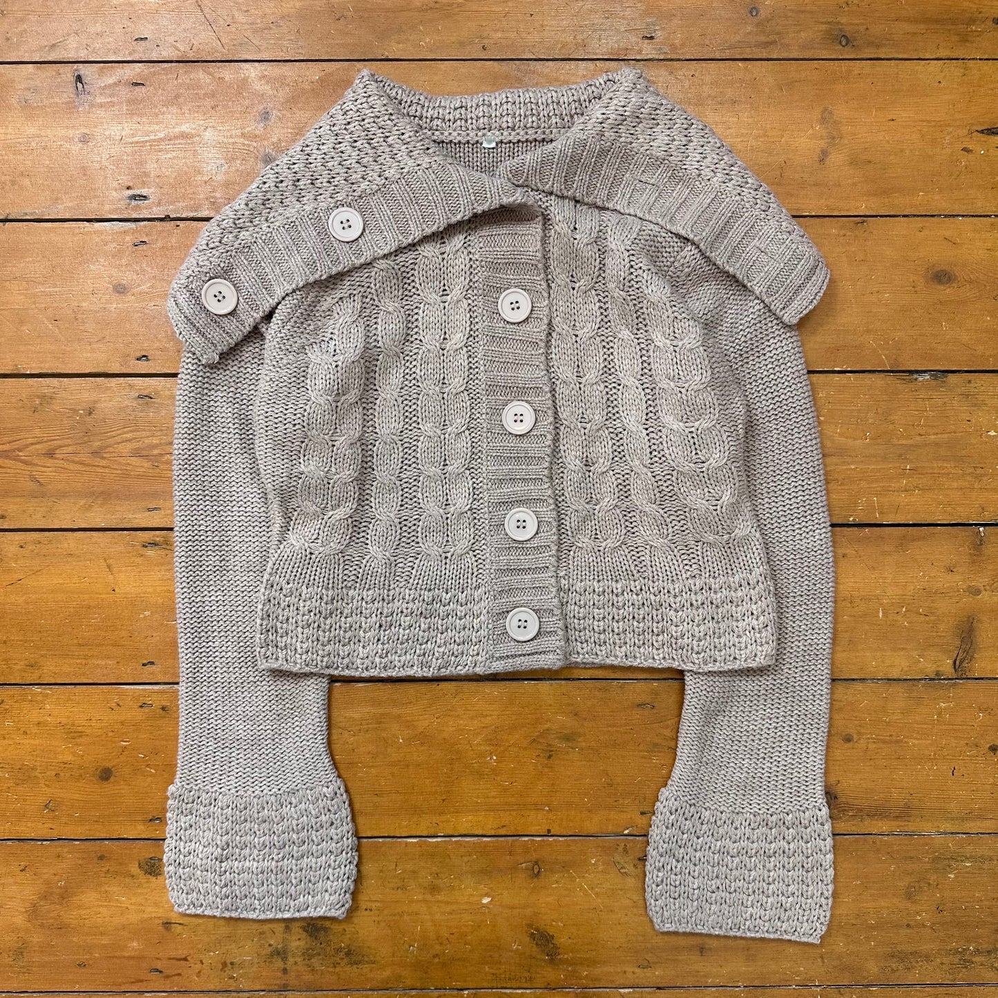 vintage 00s beige cable knit button cardigan
