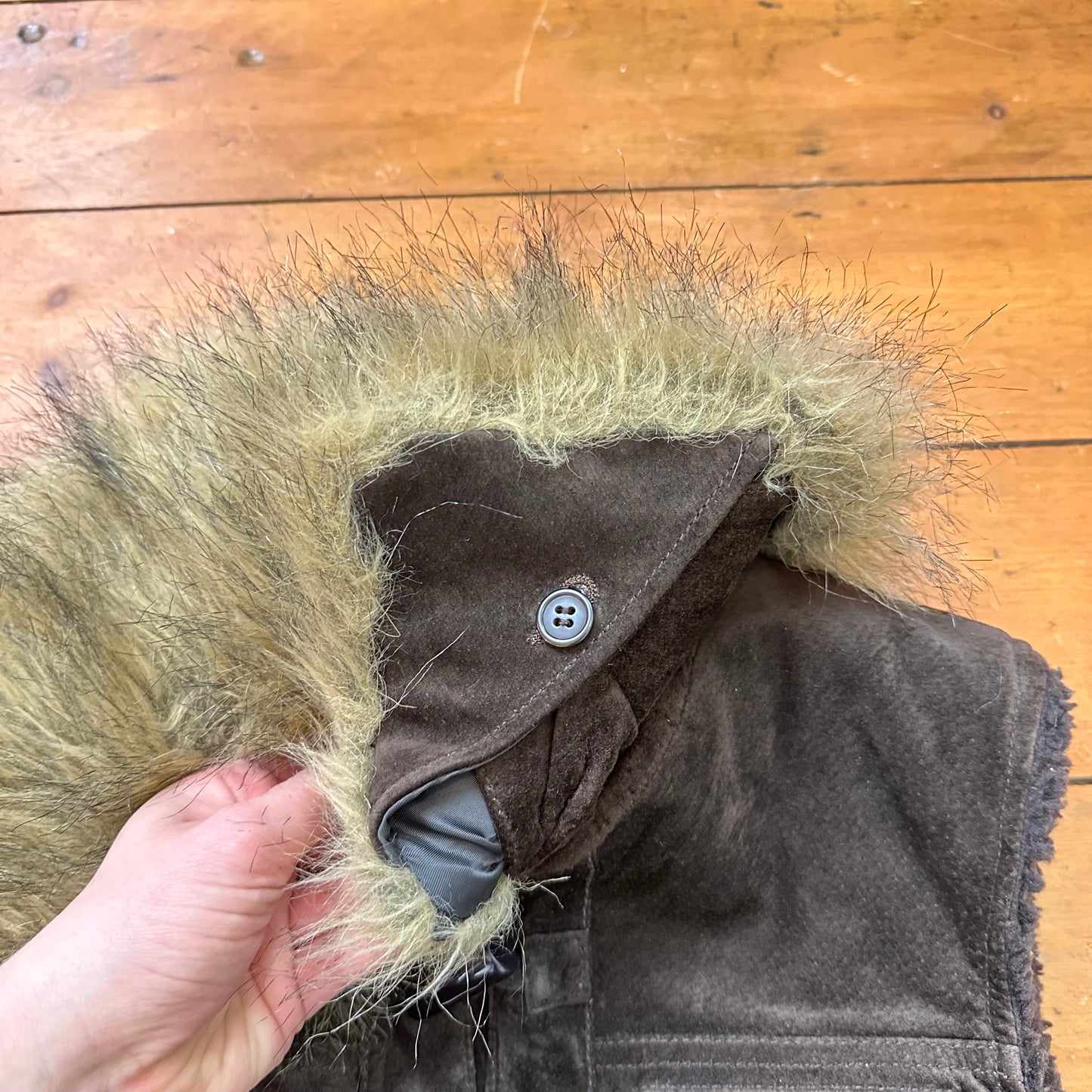vintage 00s brown leather faux fur collar gilet