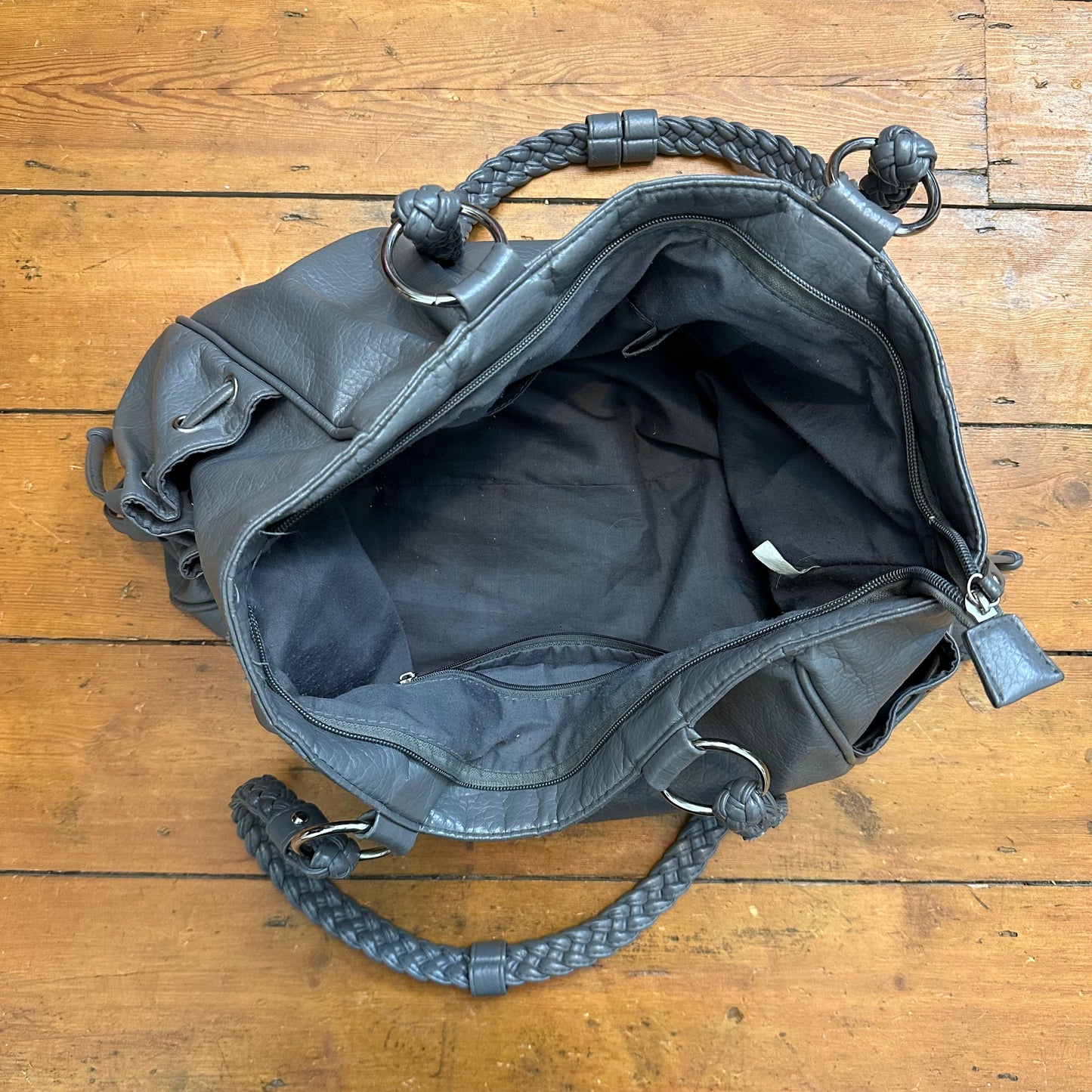 vintage 00s grey faux leather oversized shoulder bag
