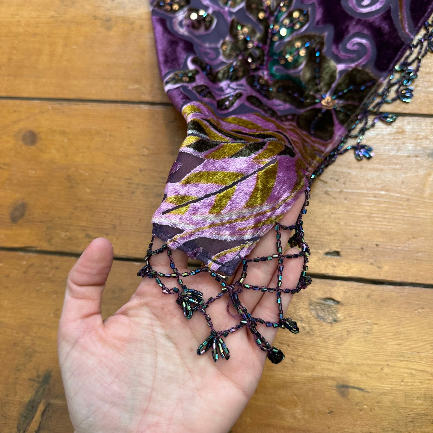 vintage 00s purple beaded pattern wrap scarf