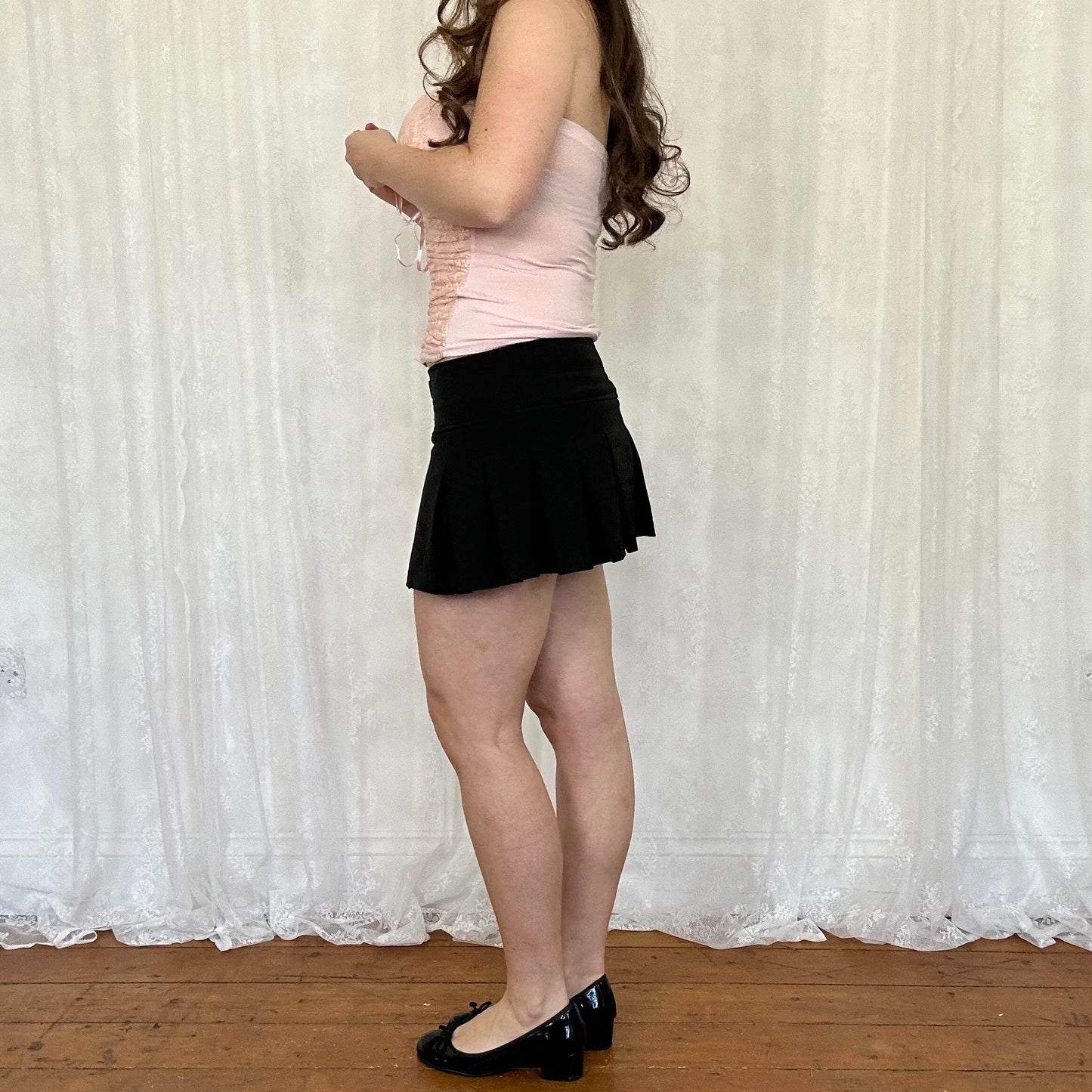 vintage 00s black pleated mini skirt
