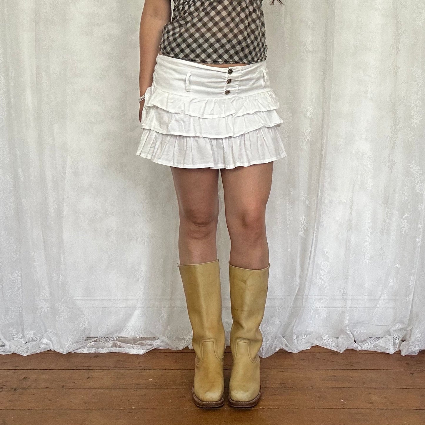 vintage 00s white tiered mini skirt