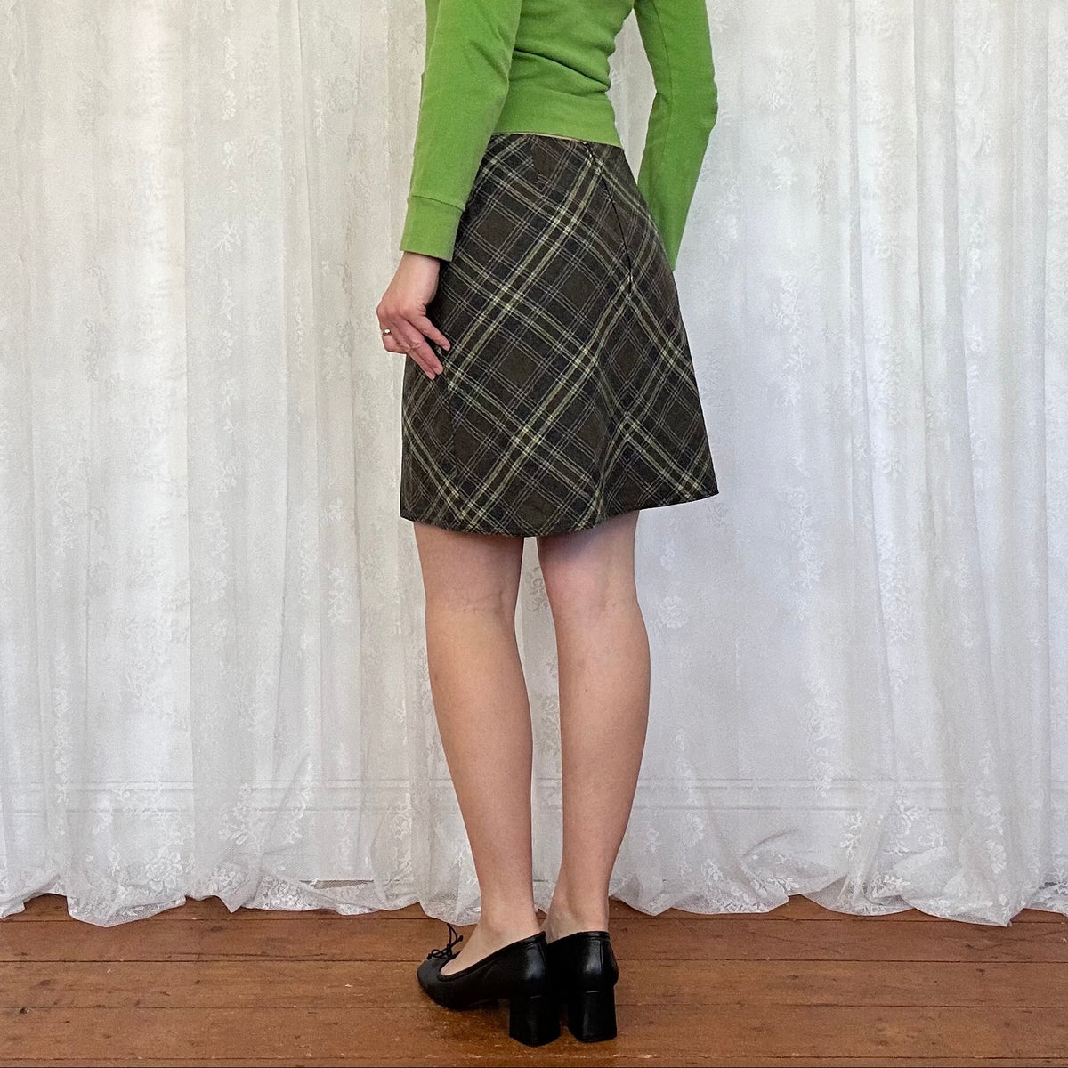 vintage 00s khaki checkered midi skirt