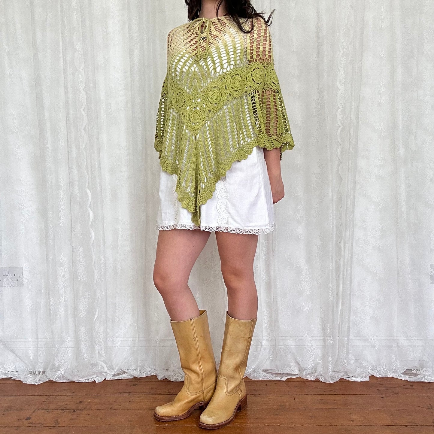 vintage 00s green ombré crochet poncho