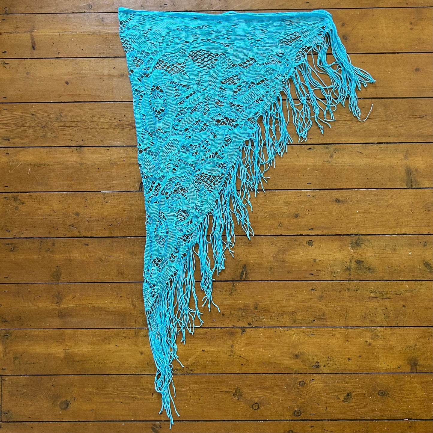 vintage 00s aqua blue crochet scarf wrap
