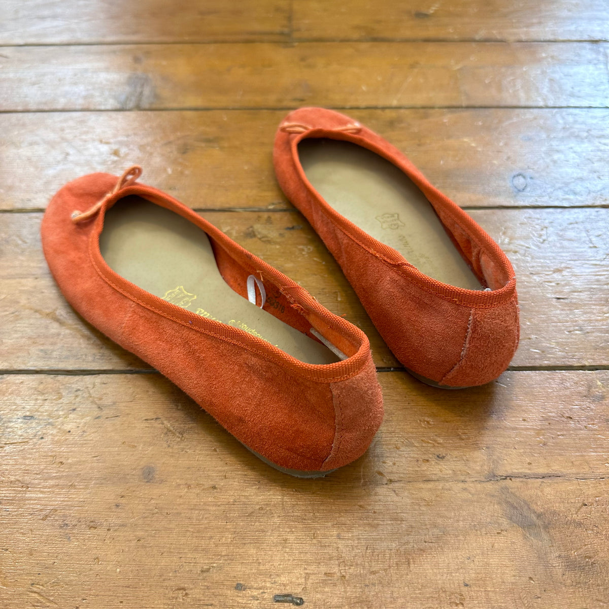 vintage 00s orange suede ballet pumps