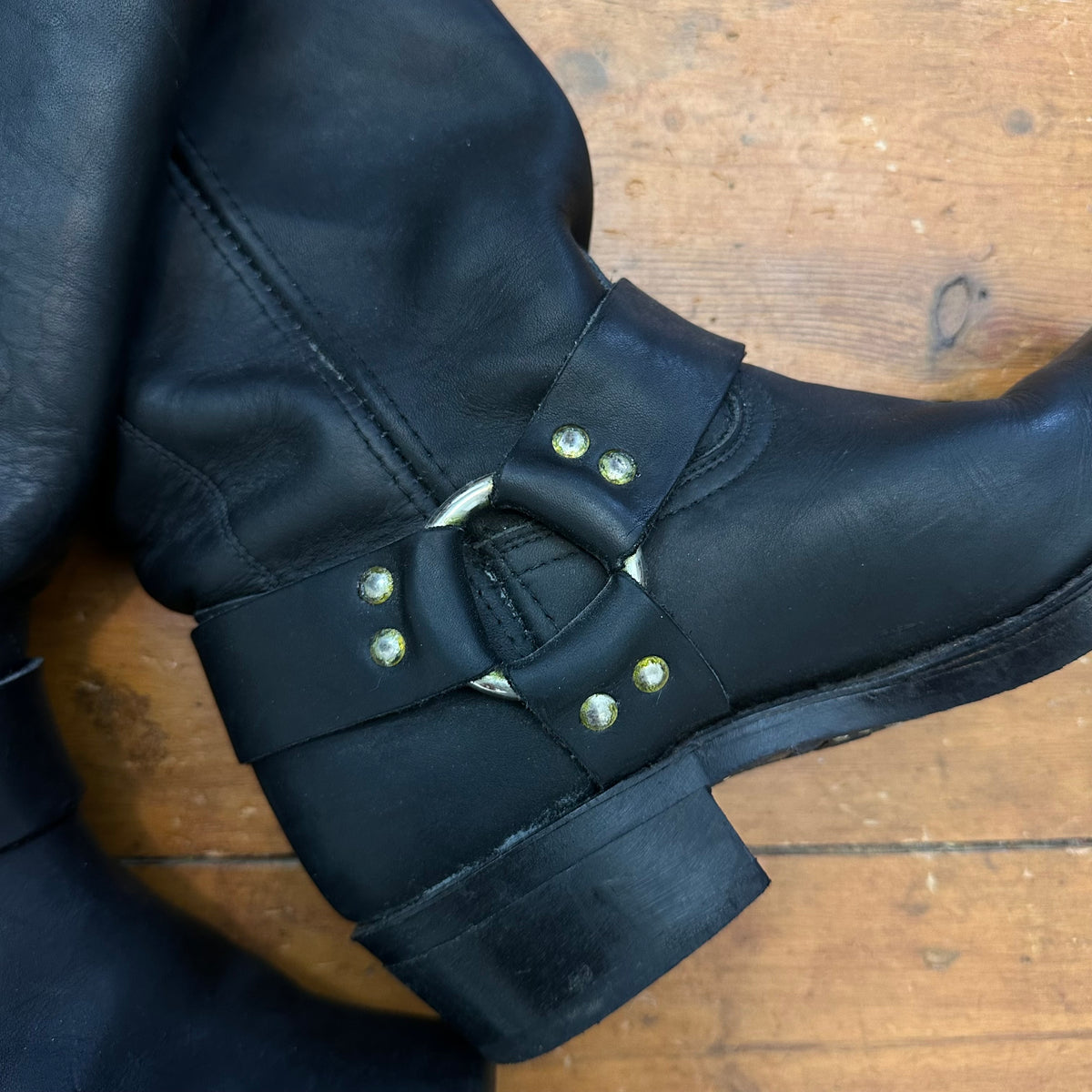 vintage 00s black harness biker boots