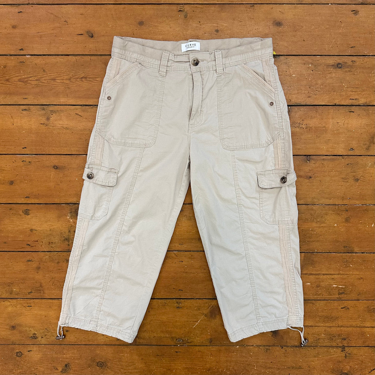 vintage 00s beige cargo capri trousers