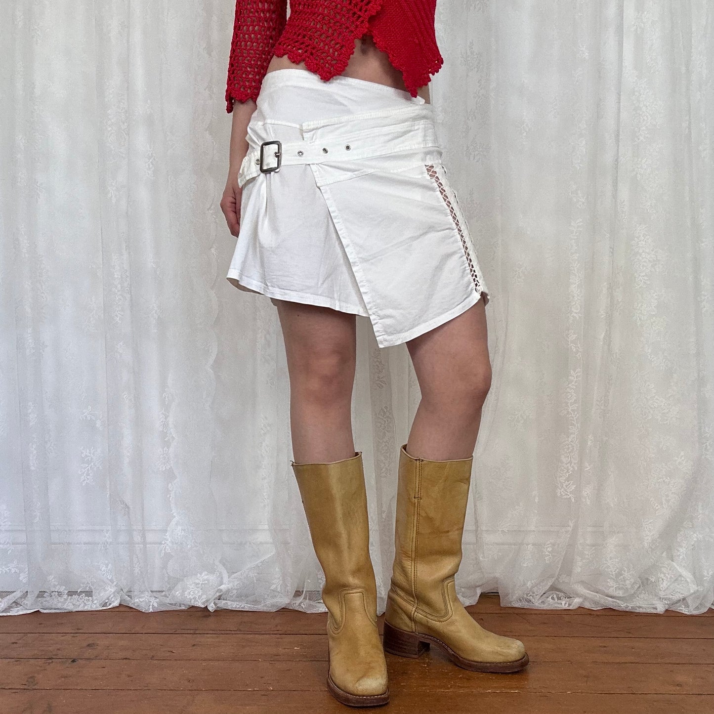 vintage 00s white buckle mini skirt