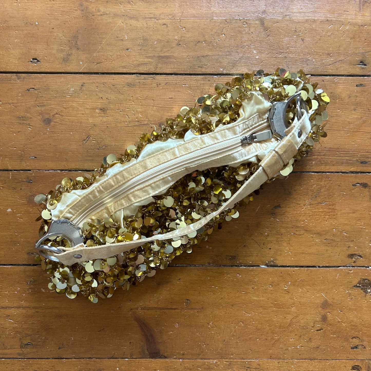vintage 00s gold sequin bag