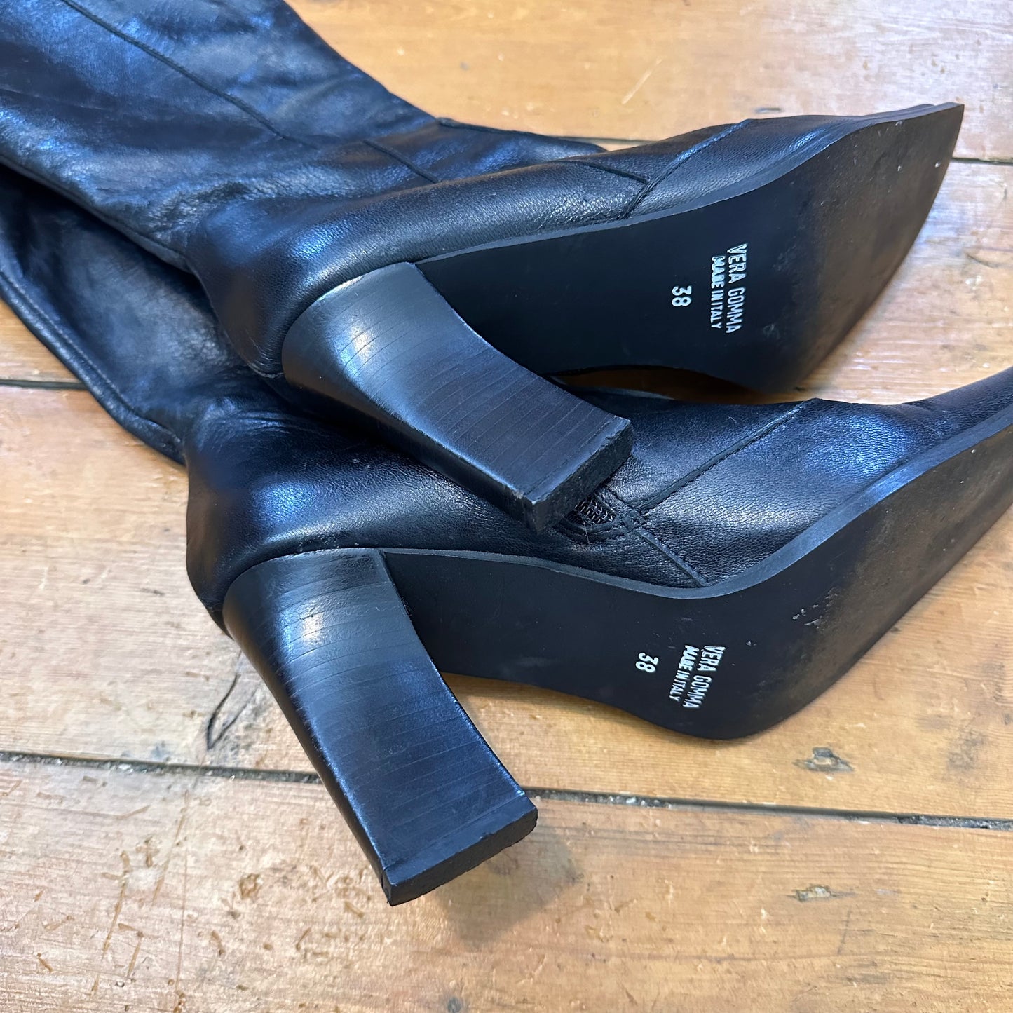 vintage 00s black square toe boots