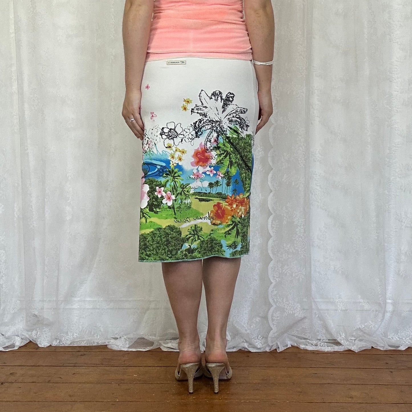 vintage 00s hawaiian floral graphic midi skirt