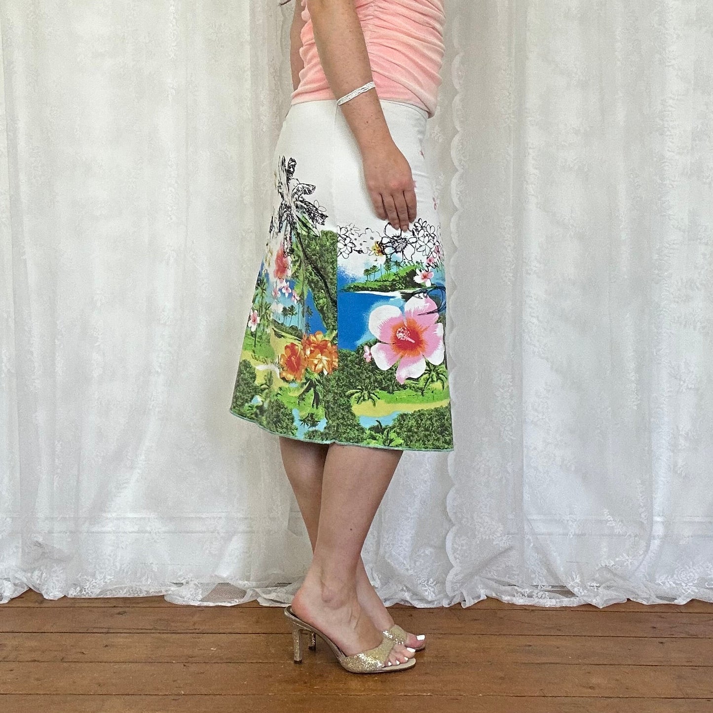 vintage 00s hawaiian floral graphic midi skirt