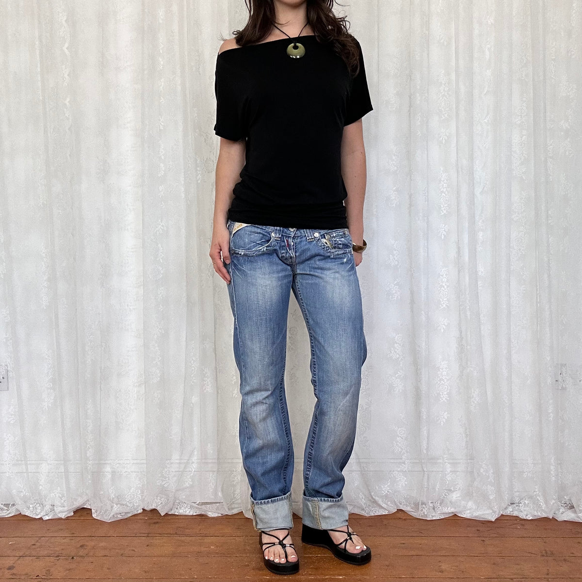 vintage 00s black slouchy tshirt