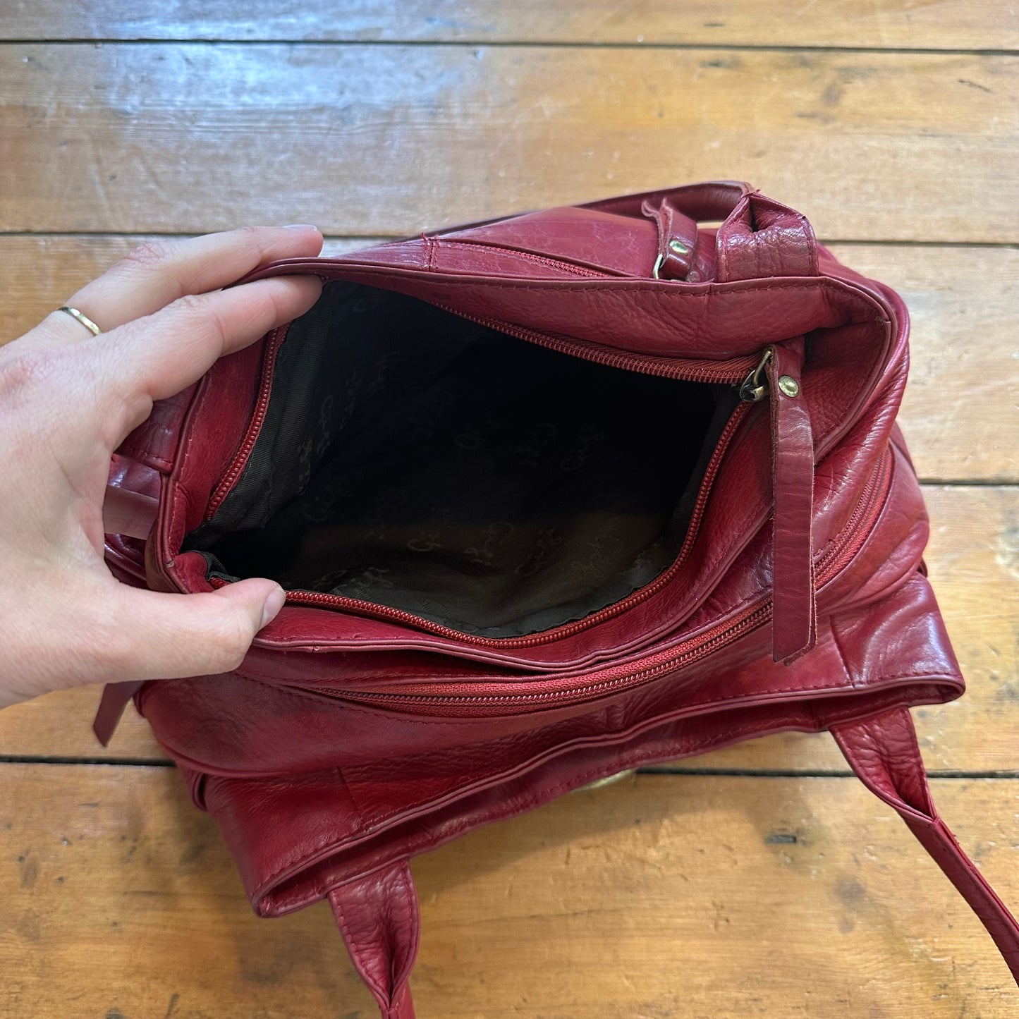 vintage 00s red genuine leather handbag