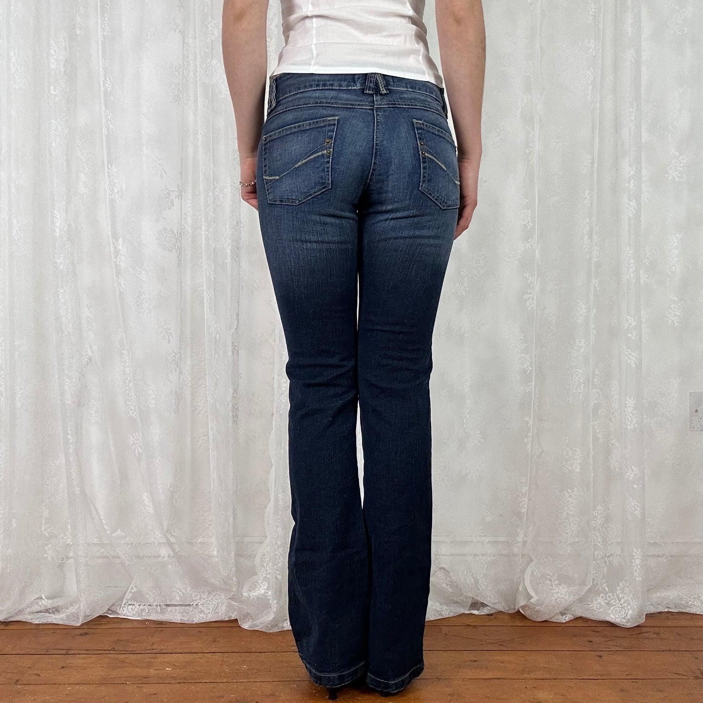 vintage 00s dark wash low rise denim jeans