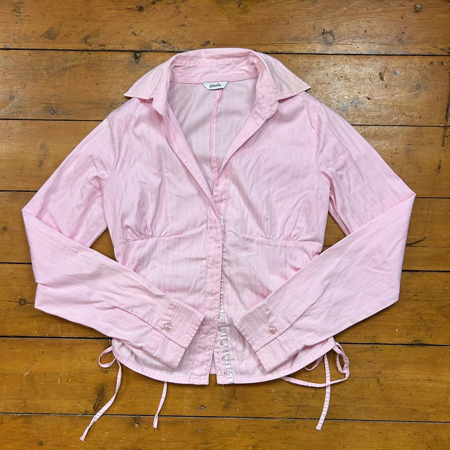 vintage 00s baby pink hook and eye long sleeve shirt