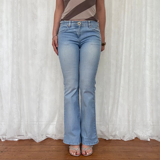 vintage 00s light wash denim flared jeans