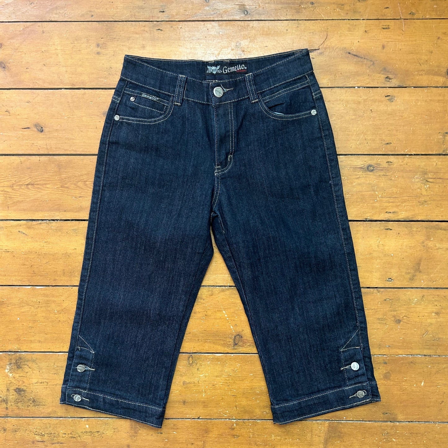 vintage 00s dark wash denim capri pants