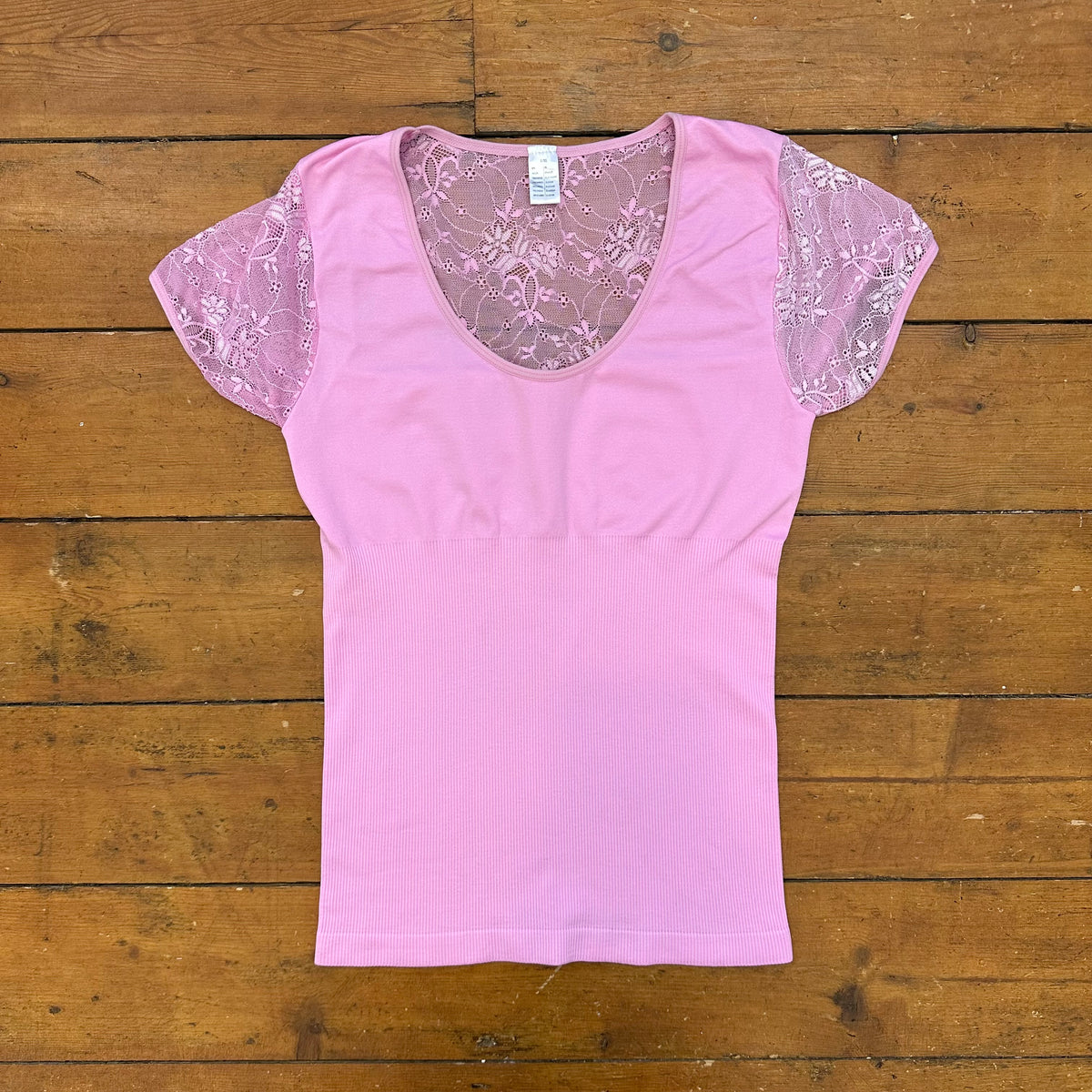 vintage 00s pink lace trim top