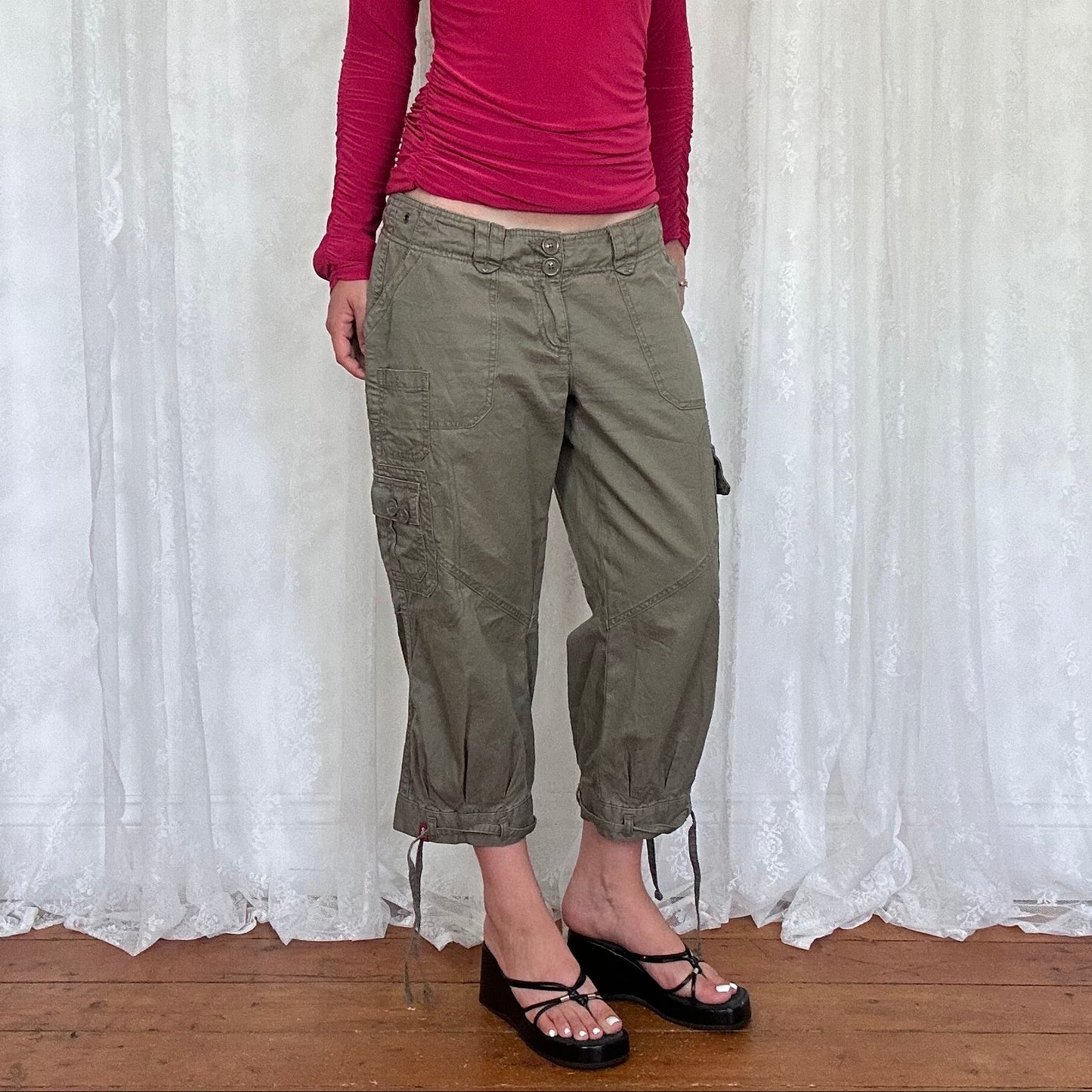 vintage 00s khaki cargo capri trousers