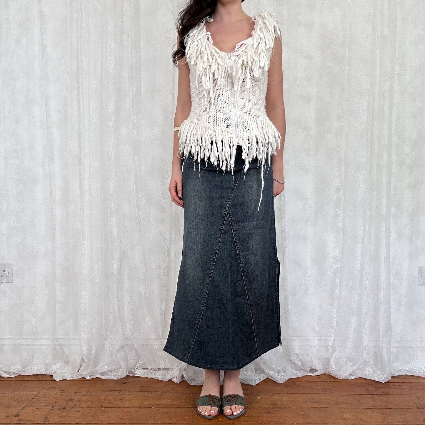 vintage 00s white knitted fringe gilet