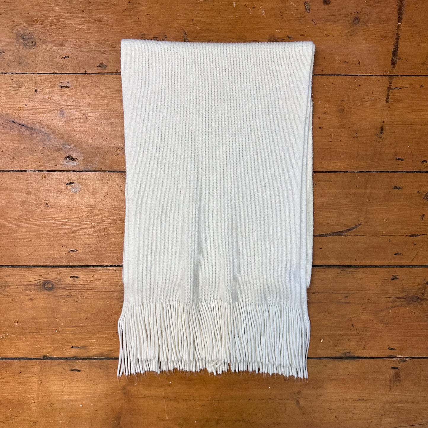 vintage 00s white knitted scarf