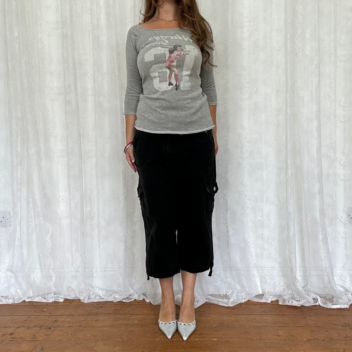 vintage 00s grey sports graphic crop sleeve top