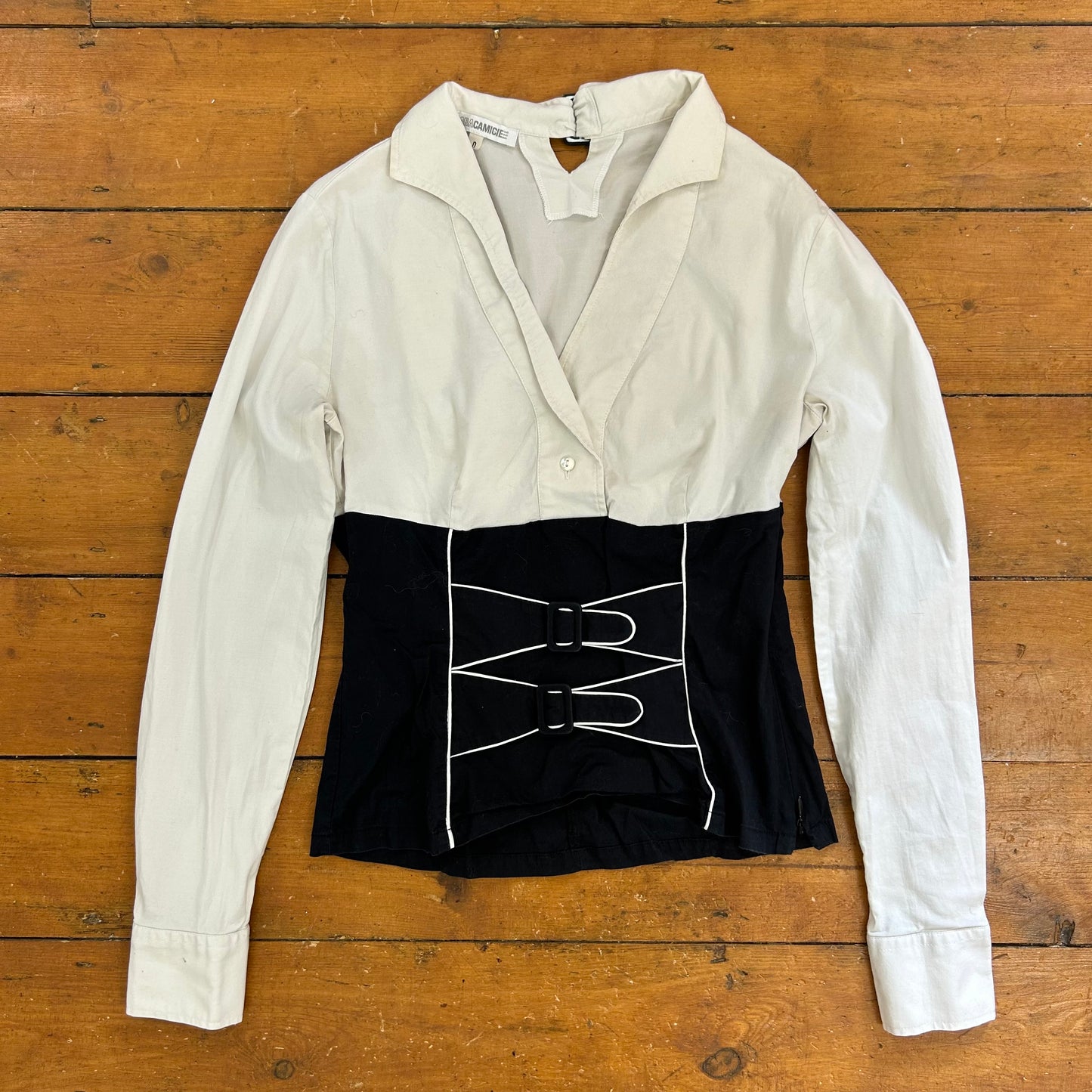 vintage 00s white shirt with fitted body