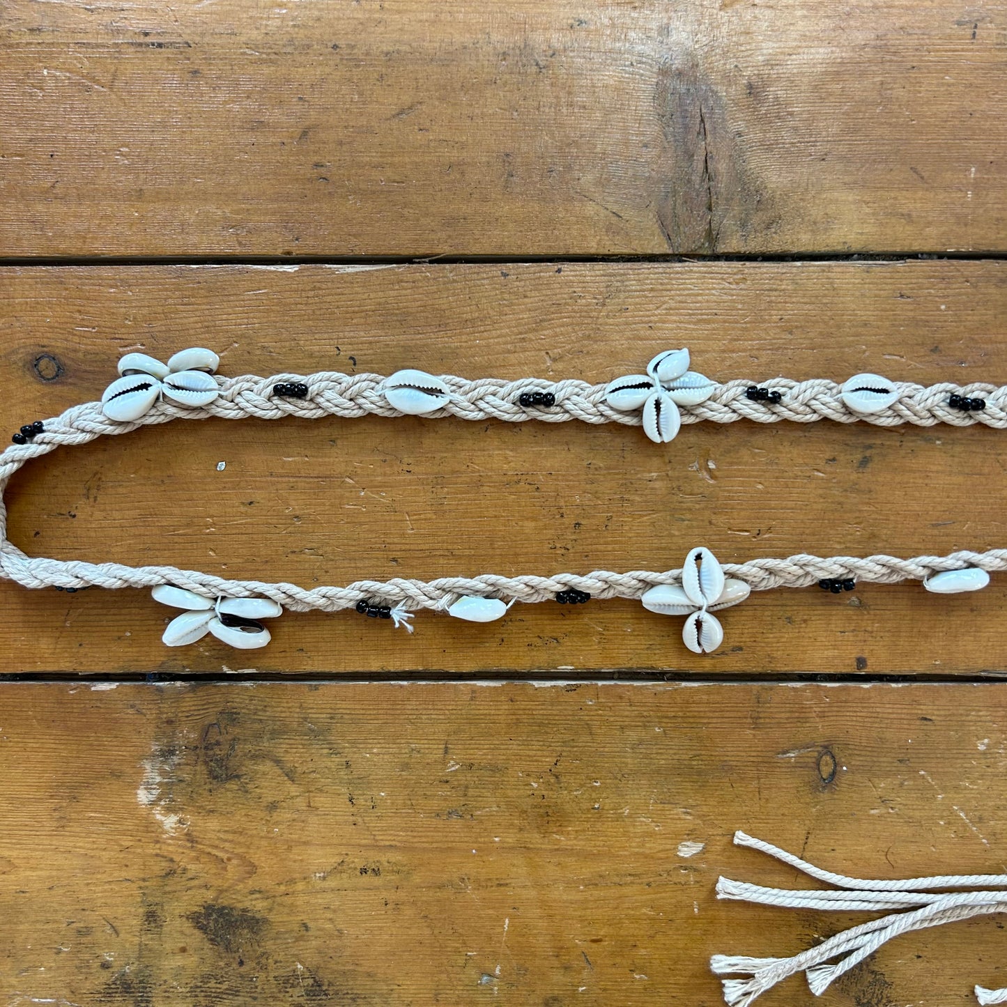 vintage 00s braided shell tassle belt
