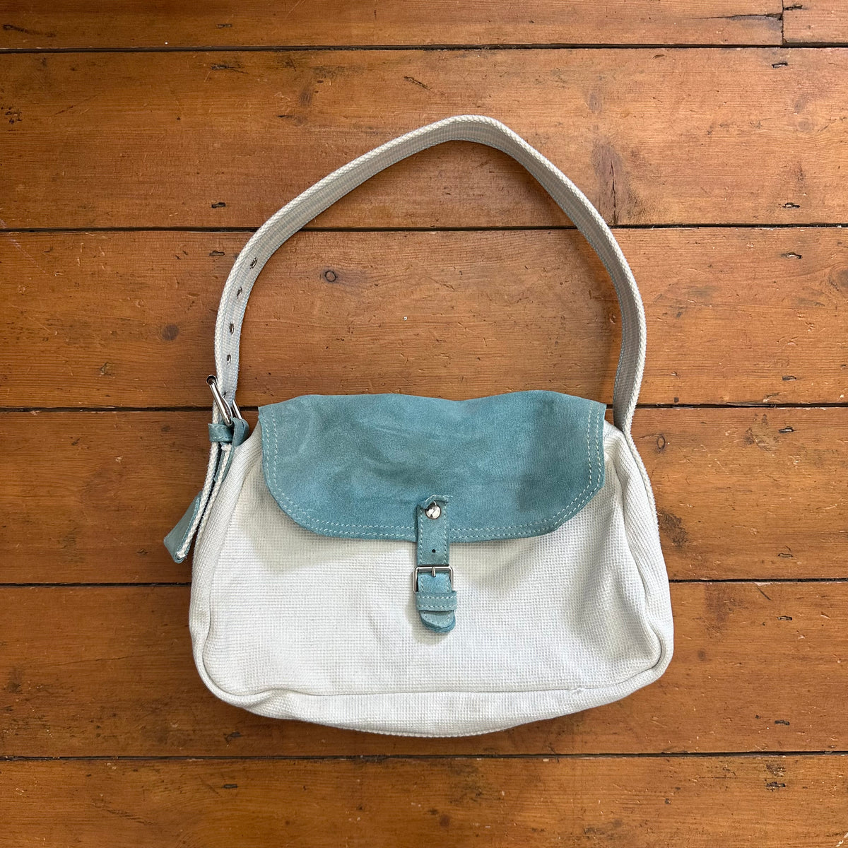 vintage 00s baby blue and white cargo bag
