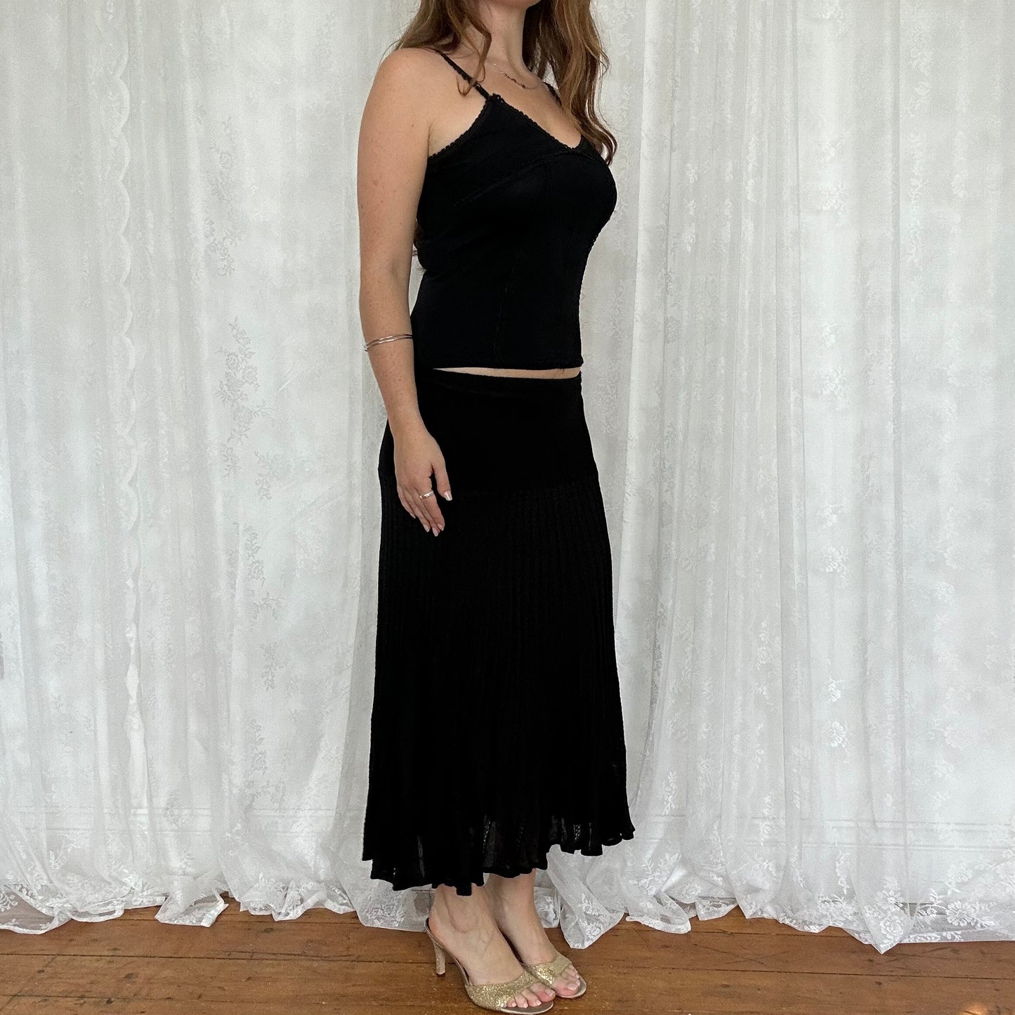 vintage 00s black knitted midi skirt