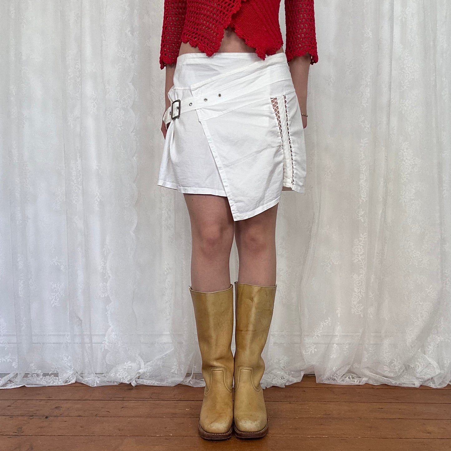 vintage 00s white buckle mini skirt