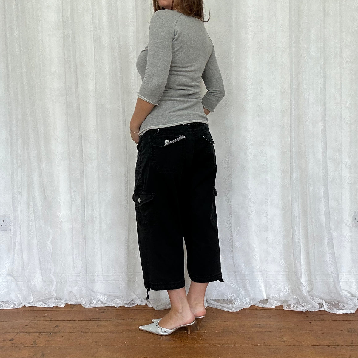 vintage 00s grey sports graphic crop sleeve top