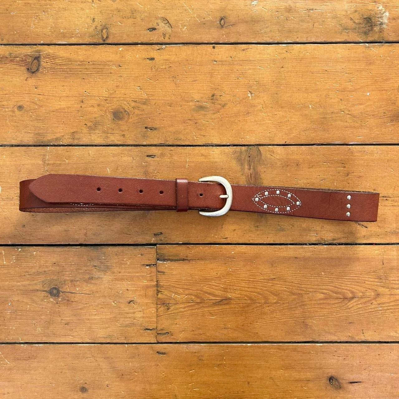 vintage 00s brown genuine leather belt with silver studs