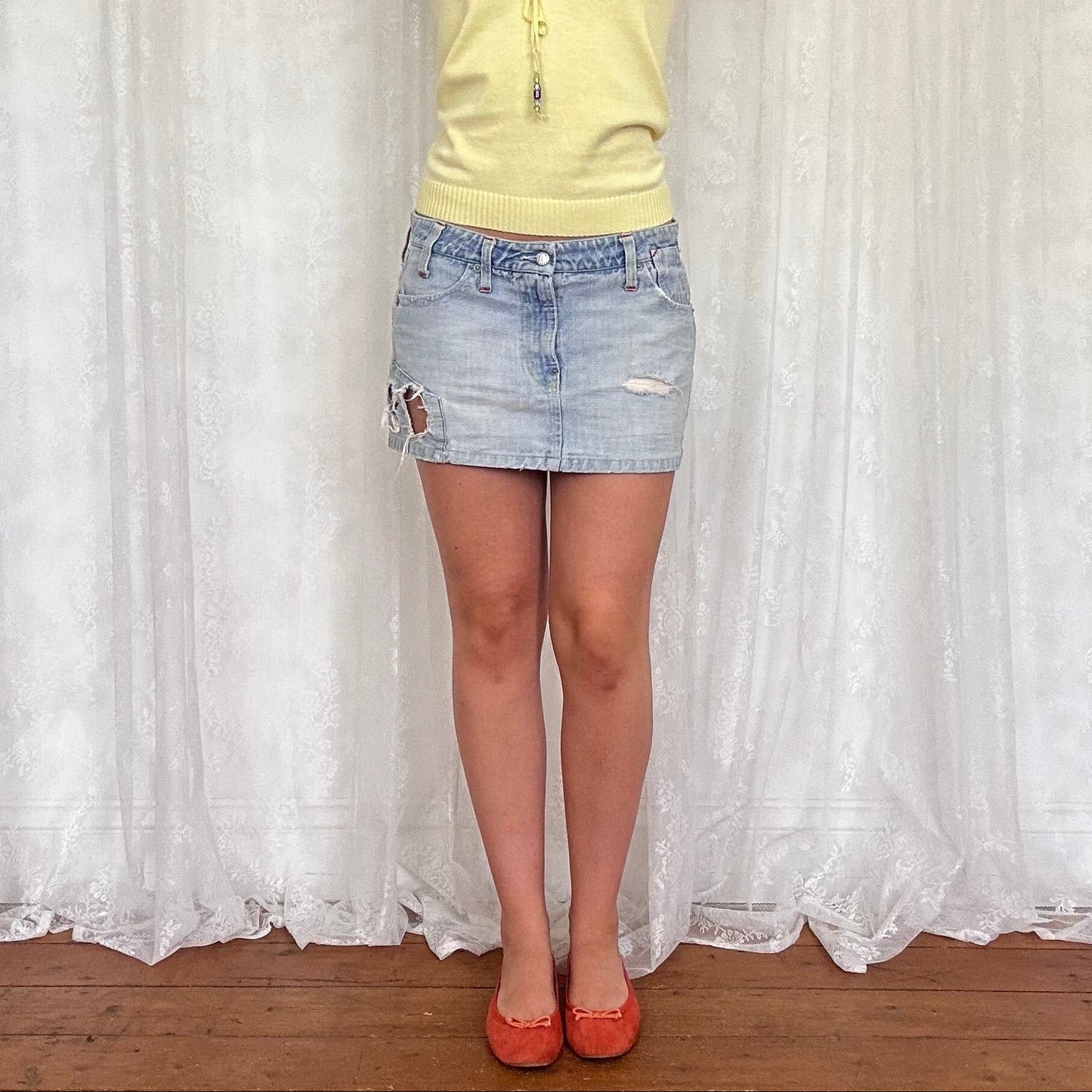 vintage 00s distressed denim mini skirt