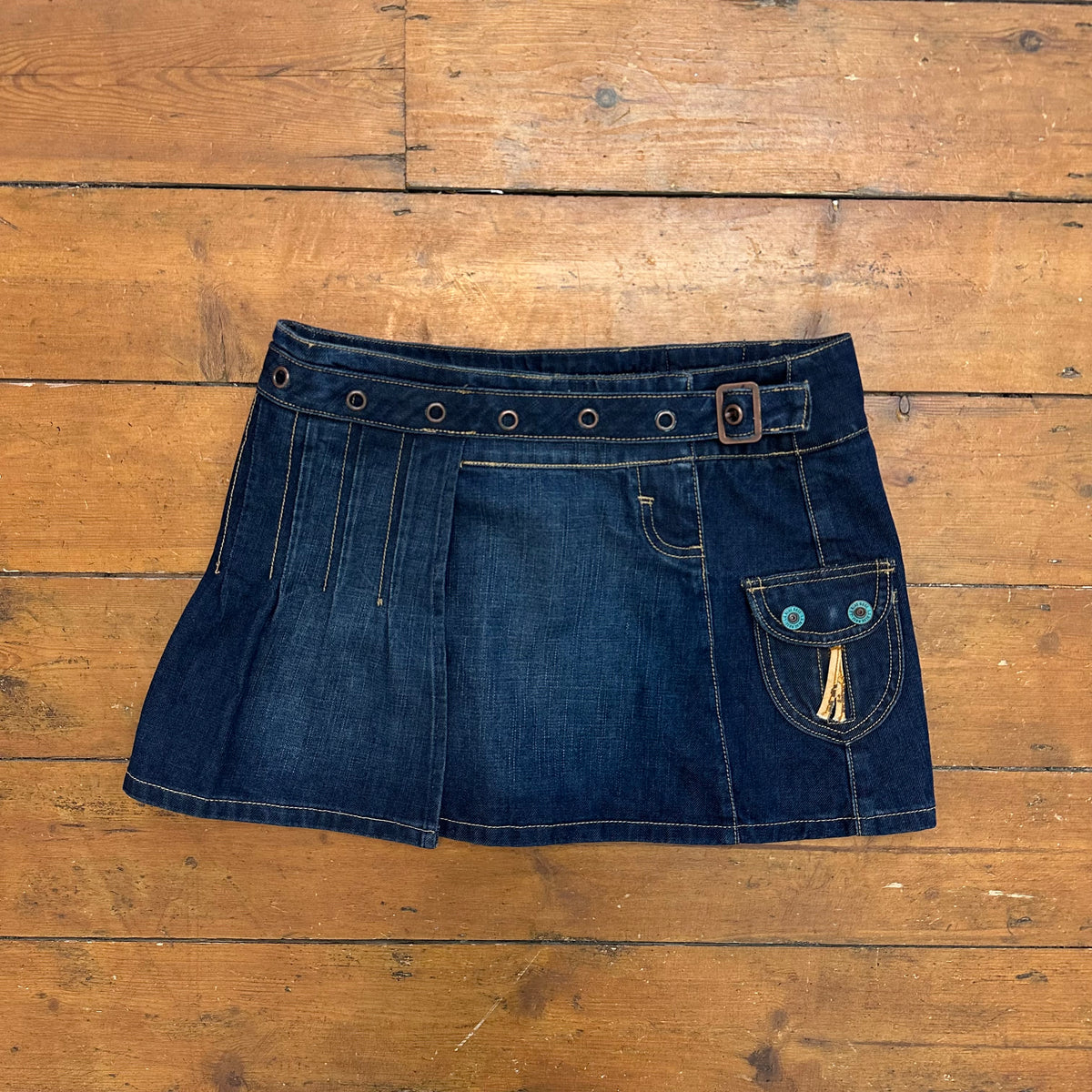 vintage 00s dark wash denim pleated mini skirt