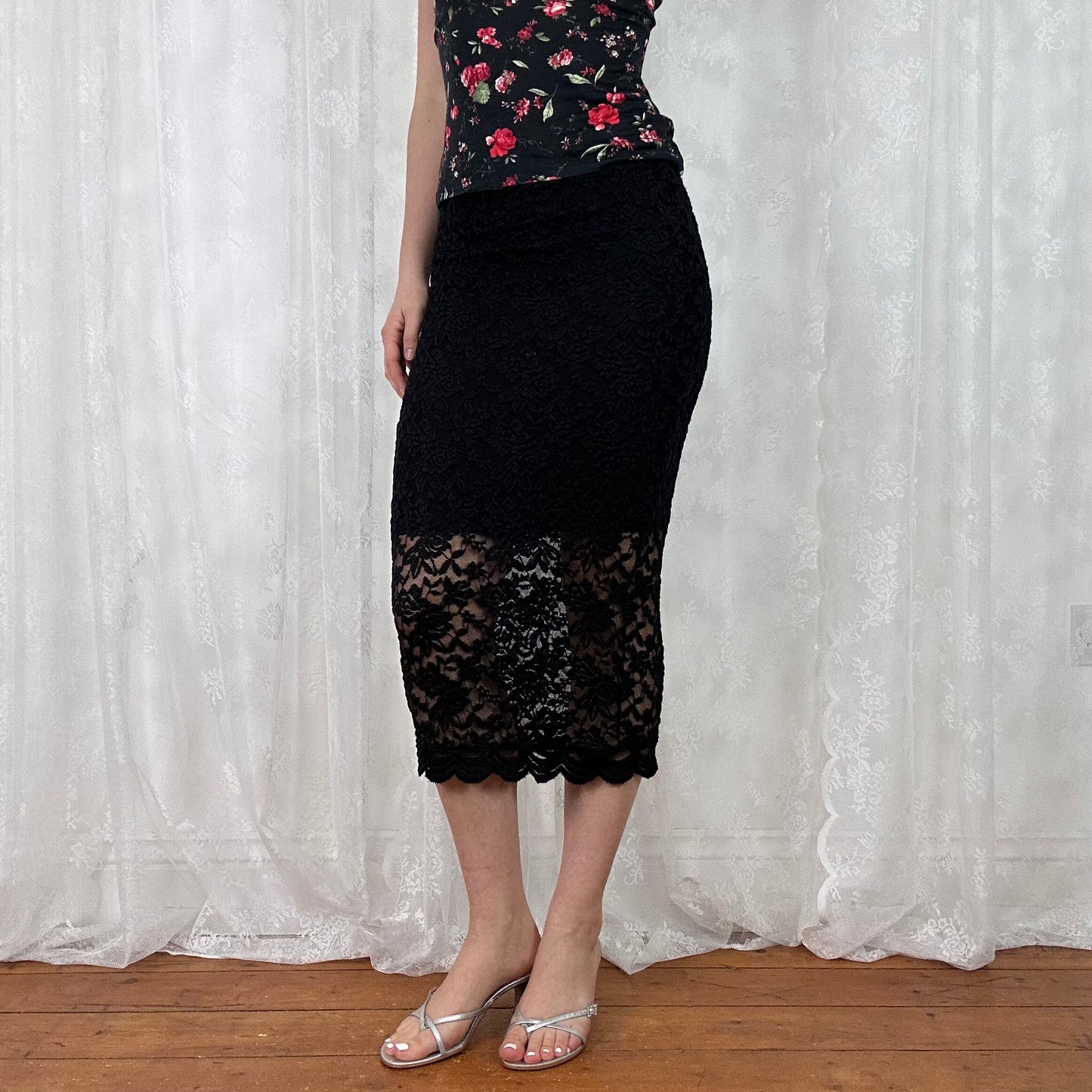 vintage 00s black lace midi skirt