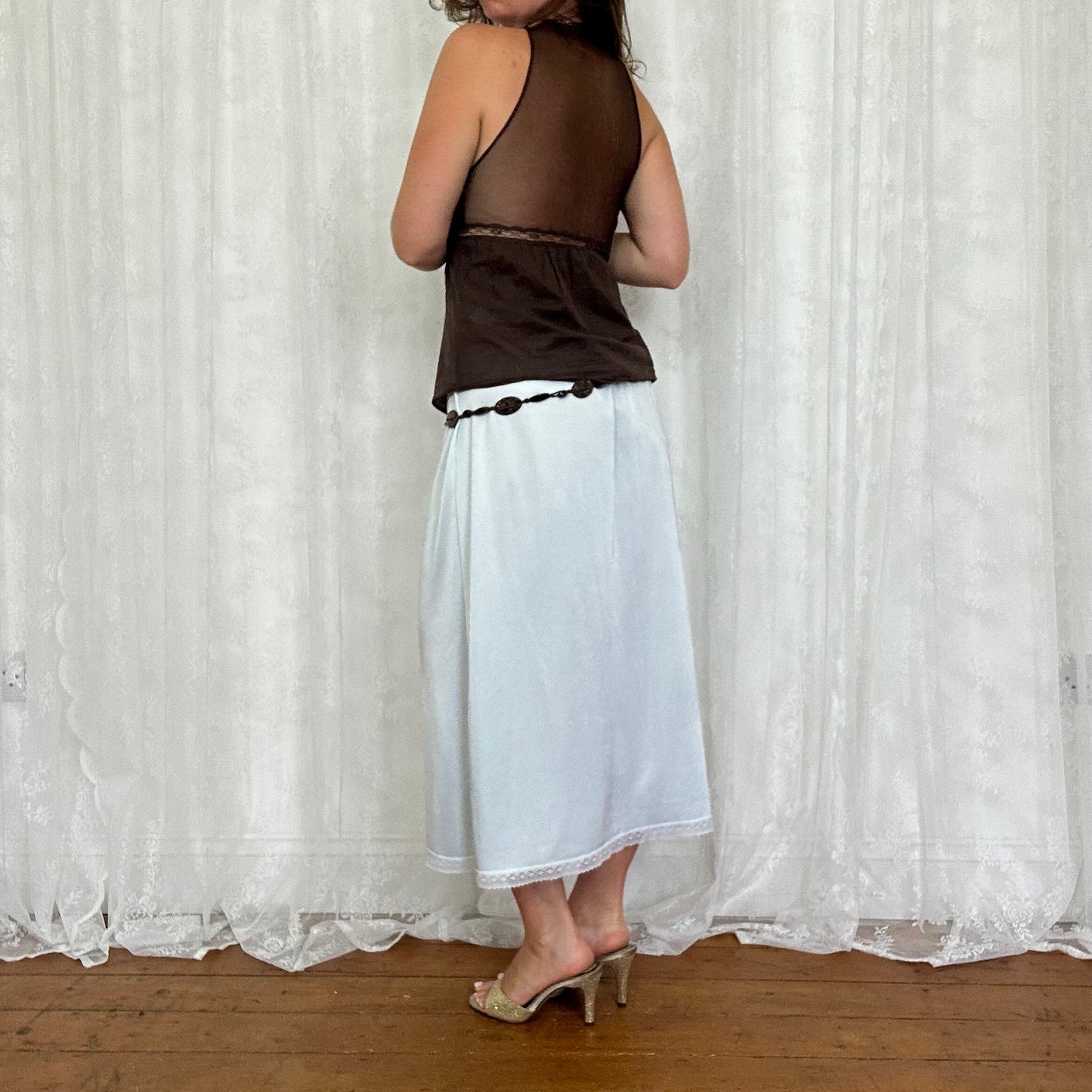 vintage 00s brown lacy button detail cami