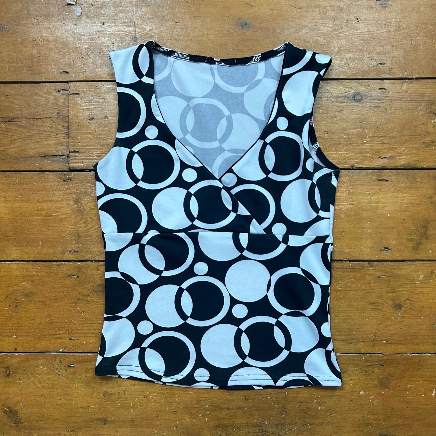 vintage 00s black and white patterned tank top